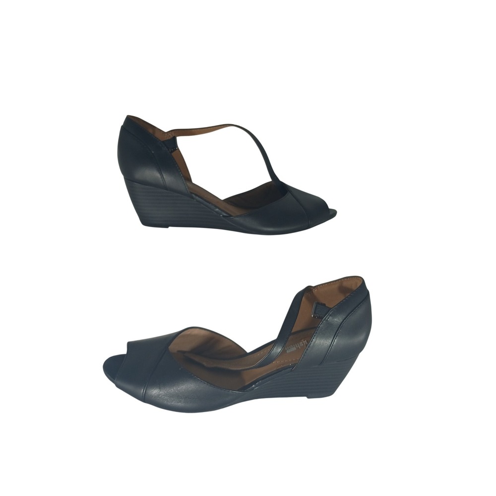 Clarks Wedge Sandals 8 Black T-Strap Peep Toe Leather Cushion Soft Career